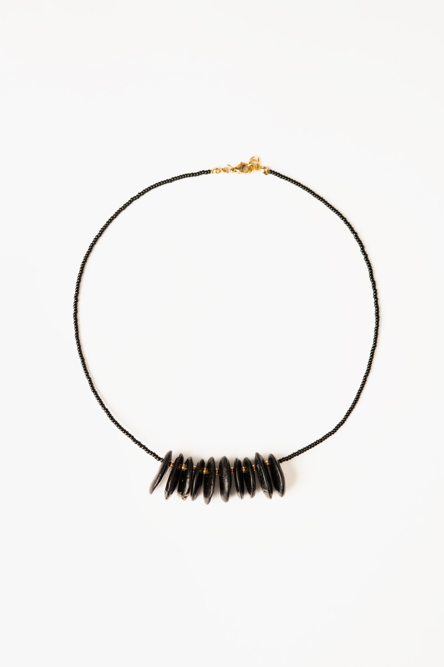 Collar Arado Frijol Negro