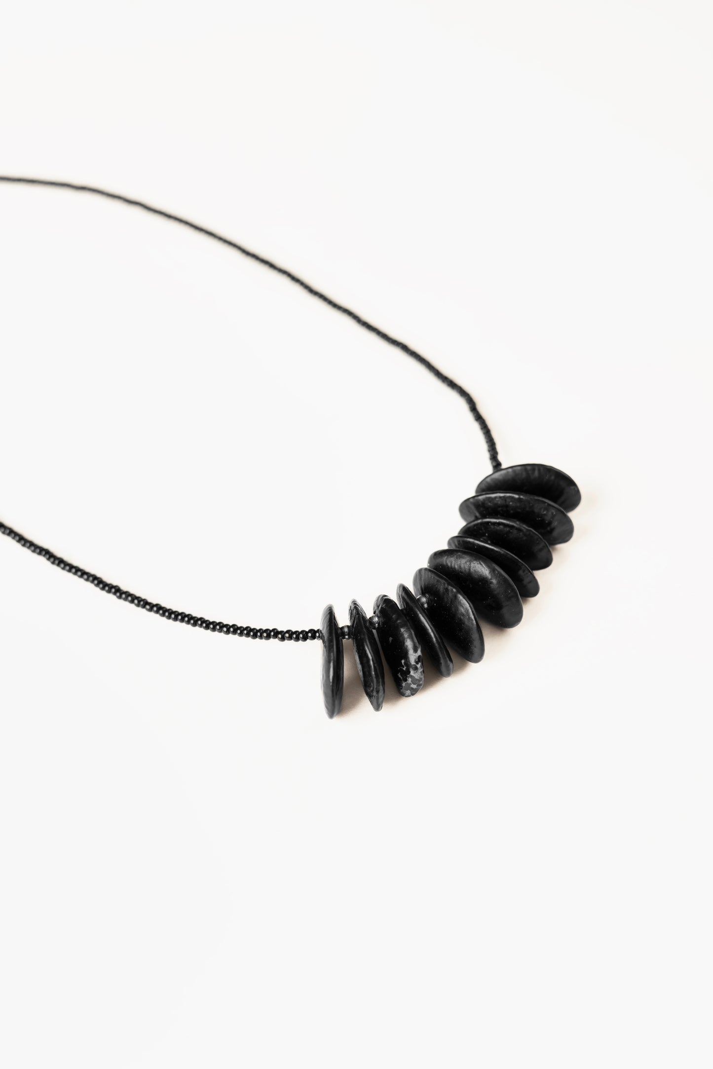 Collar Arado Frijol Negro