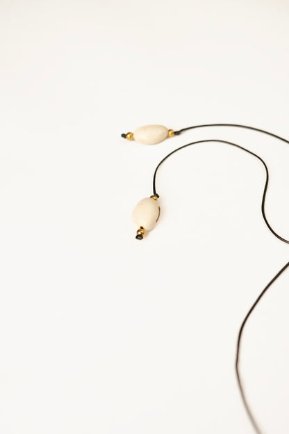 Collar Fruto Frijol Blanco